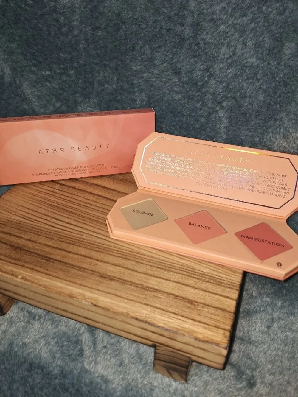 NIP! ĀTHR Beauty Crystal Charged Cheek Palette in Amber
